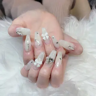 ネイル D-BEAUTY Nailsalonのネイルデザイン