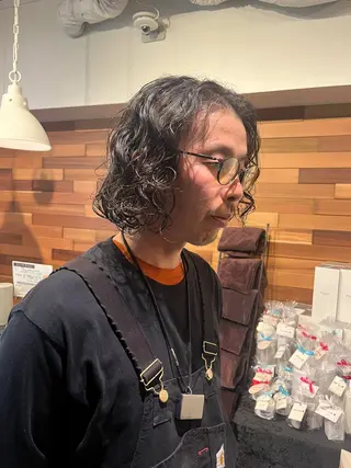 パーマ メンズ YUJIN 似合わせメンズカットのヘアスタイル