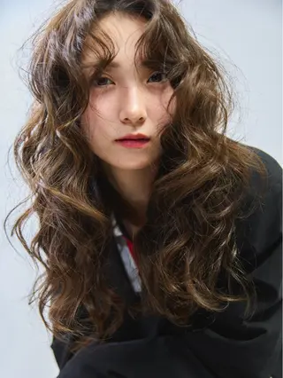 ロング パーマ 【お洒落パーマ】 Elme　肥塚康汰郎のヘアスタイル