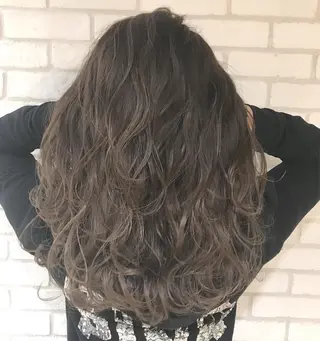 セミロング カラー HIRO. ★のヘアスタイル