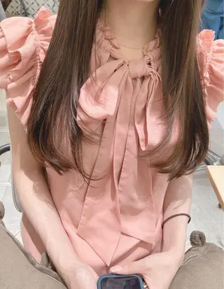 ミディアム カラー 横浜似合わせ顔まわり カット／長谷川のヘアスタイル