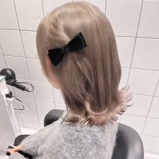 ミディアム カラー 🫧うる艶トレンド 🫧透明感カラーのヘアスタイル