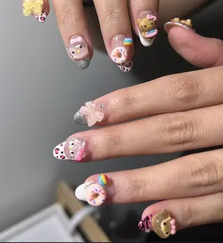 ネイル 🍑 momo_nailのネイルデザイン
