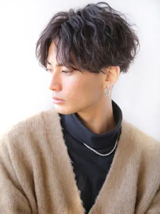 ショート パーマ メンズ ✨ブリーチなし透明感 池袋 水野のヘアスタイル
