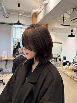 ショート カラー ミルクティー× グレージュMOMOのヘアスタイル