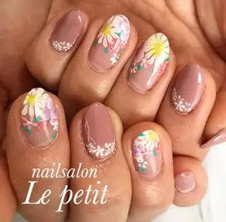 ネイル 石野 広佳のネイルデザイン