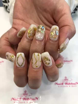 ネイル ネイルリボン 受付スタッフのネイルデザイン