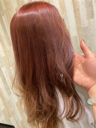セミロング カラー デザインカラー✨新倉 佑奈のヘアスタイル