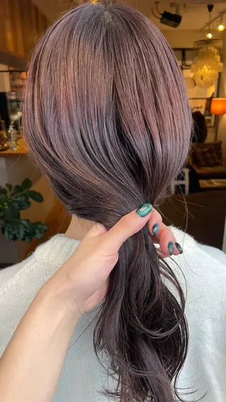 ロング カラー ファッションに 溶け込むstyleのヘアスタイル