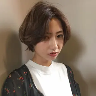 ショート カラー 薬院:今泉/上川美幸 ボブ/顔周りレイヤーのヘアスタイル