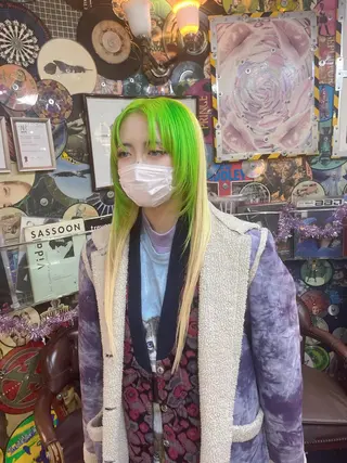 ロング カラー ヘアアレンジ 🌈派手髪エクステ ブレイズ🌈ひろとのヘアスタイル