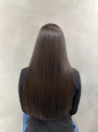 ロング カラー 都築 菜美のヘアスタイル