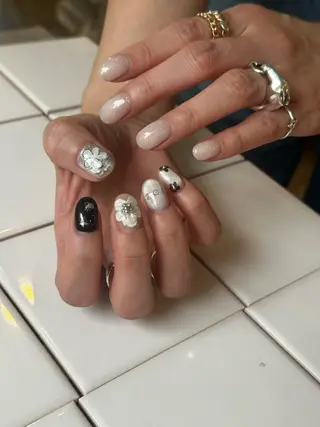 ネイル Natsuko 🪼のネイルデザイン
