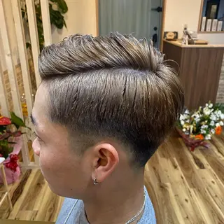 ショート カラー メンズ ヘアーハウス テンプラードのヘアスタイル