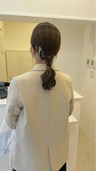 セミロング 倉地 更彩のヘアスタイル