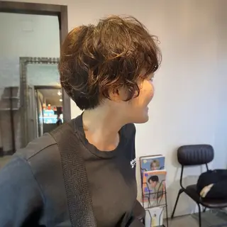 ショート パーマ Saki💛心斎橋 レイヤー/艶髪のヘアスタイル