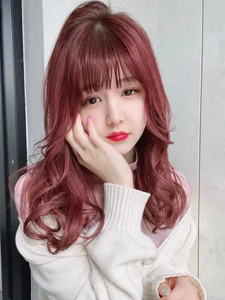 セミロング カラー ヘアアレンジ LAVENDIA 初音のヘアスタイル