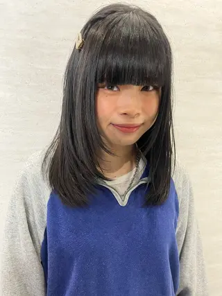 セミロング カラー 駅チカ【ali'i】 アリイ花崎友美☘のヘアスタイル