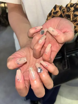 ネイル 🪐富島彩夏 /海外nail🪐のネイルデザイン