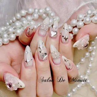 ネイル Momo 🤍のネイルデザイン