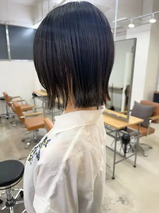 ミディアム 須藤　優真 切りっぱなしボブのヘアスタイル