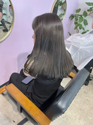 カラー MATTY yoshika 🐻のヘアスタイル