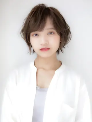 ショート カラー レイヤーカット✂️ 横浜No1♡下鳥翔子のヘアスタイル