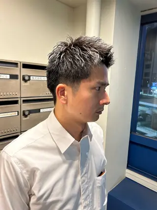 ショート 伊藤 博紀のヘアスタイル