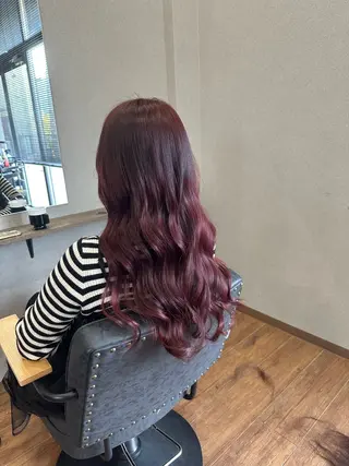 ロング カラー 鵜飼 真伍のヘアスタイル