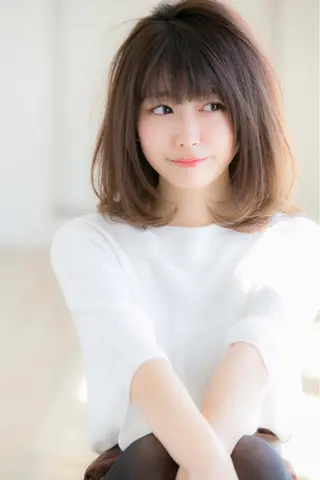 ミディアム 【広尾/恵比寿】 カットカラーのヘアスタイル