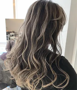 ロング カラー ヘアアレンジ 阿部 圭悟のヘアスタイル