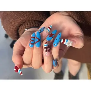 ネイル 渋谷T&B りお ロング無制限中💫のネイルデザイン