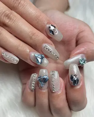 ショート 浅草eknail 🖤EMIRIのネイルデザイン