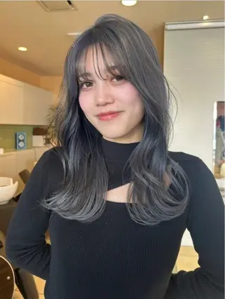 ミディアム 艶beige ♡ayana♡のヘアスタイル