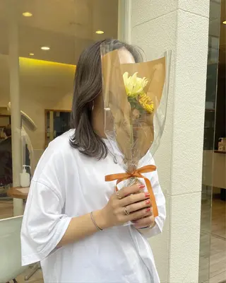 ミディアム カラー 🍋透け感カラー🍃 オリーブ🍐Kahoのヘアスタイル