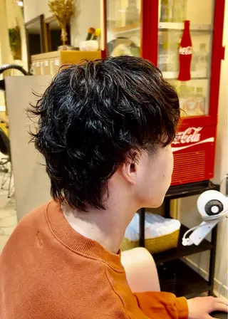 ショート パーマ メンズ 山口 陸のヘアスタイル