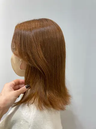 ミディアム 表参道ミディアム レイヤー山岸季生のヘアスタイル