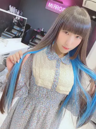 ロング カラー ヘアアレンジ TAKUMAブリーチ /切りっぱなし🪽のヘアスタイル