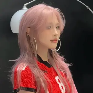ロング SHIN レイヤー‪‪カットのヘアスタイル