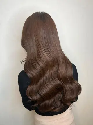 ロング アンダーバーホワイト 堺東店のヘアスタイル