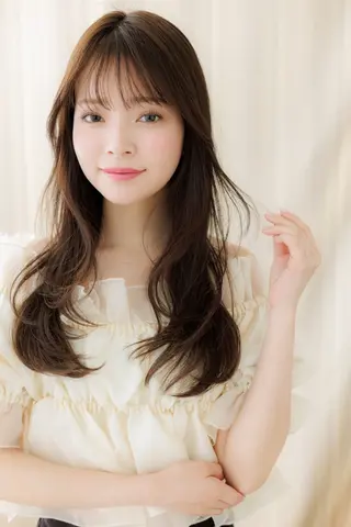 ロング 透明感カラー️🫧 清水杏乃のヘアスタイル