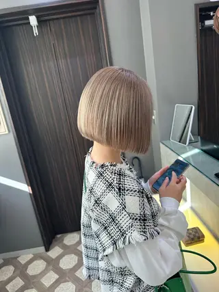ミディアム カラー jill by gisel＿のヘアスタイル