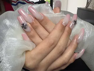 ネイル RURI HANAのネイルデザイン