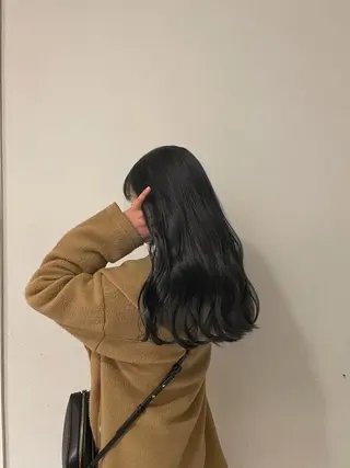 ロング 秋山 裕香のヘアスタイル