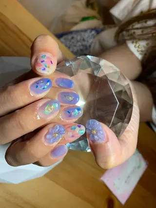 ネイル LAVISH nail salonのネイルデザイン