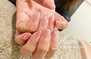 ネイル フルリール 【プライベートサロンのネイルデザイン