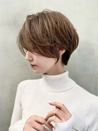 ショート カラー taiga レイヤー /髪質改善/矯正🌈のヘアスタイル