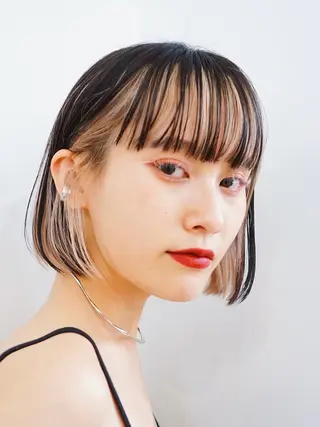 カラー 塔尾 真那のヘアスタイル