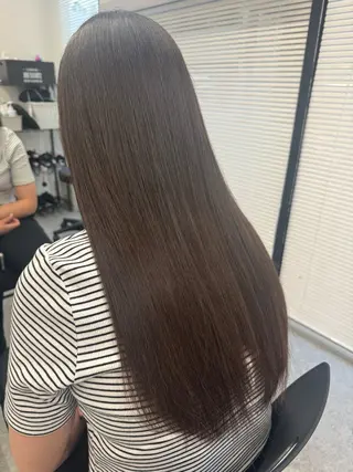 ロング noa🎀美髪縮毛/ 透明感カラーのヘアスタイル