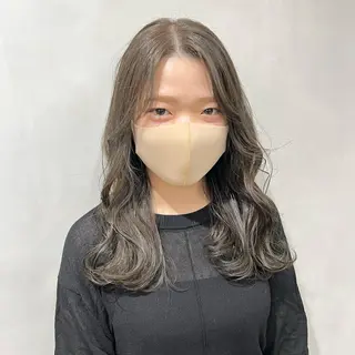 ロング カラー 🩵ブリーチカラー 🐈MIORI🩵のヘアスタイル